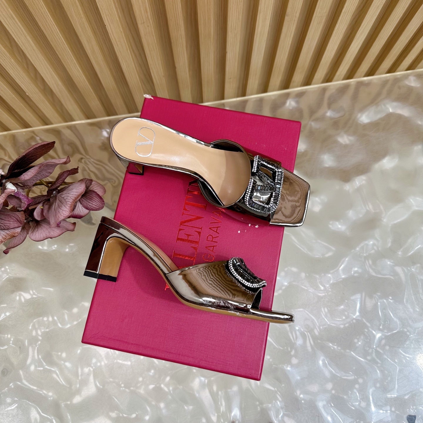 VALENTINO 25S HIGH-HEEL MULES 60 MM IN METALLIC SILVER PATENT CALFSKIN WITH CRYSTAL-EMBELLISHED STRAP