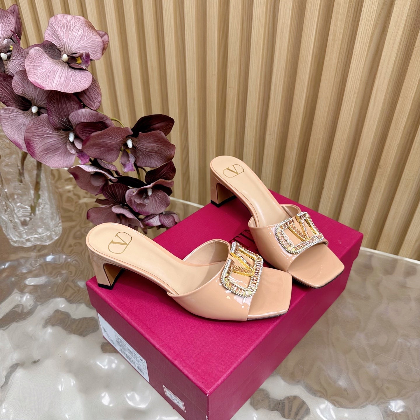 VALENTINO 25S HIGH-HEEL MULES 60 MM IN WARM BEIGE PATENT CALFSKIN WITH CRYSTAL-EMBELLISHED STRAP