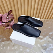 THE ROW 26S SQUARE TOE MULE FLATS IN BLACK CALFSKIN
