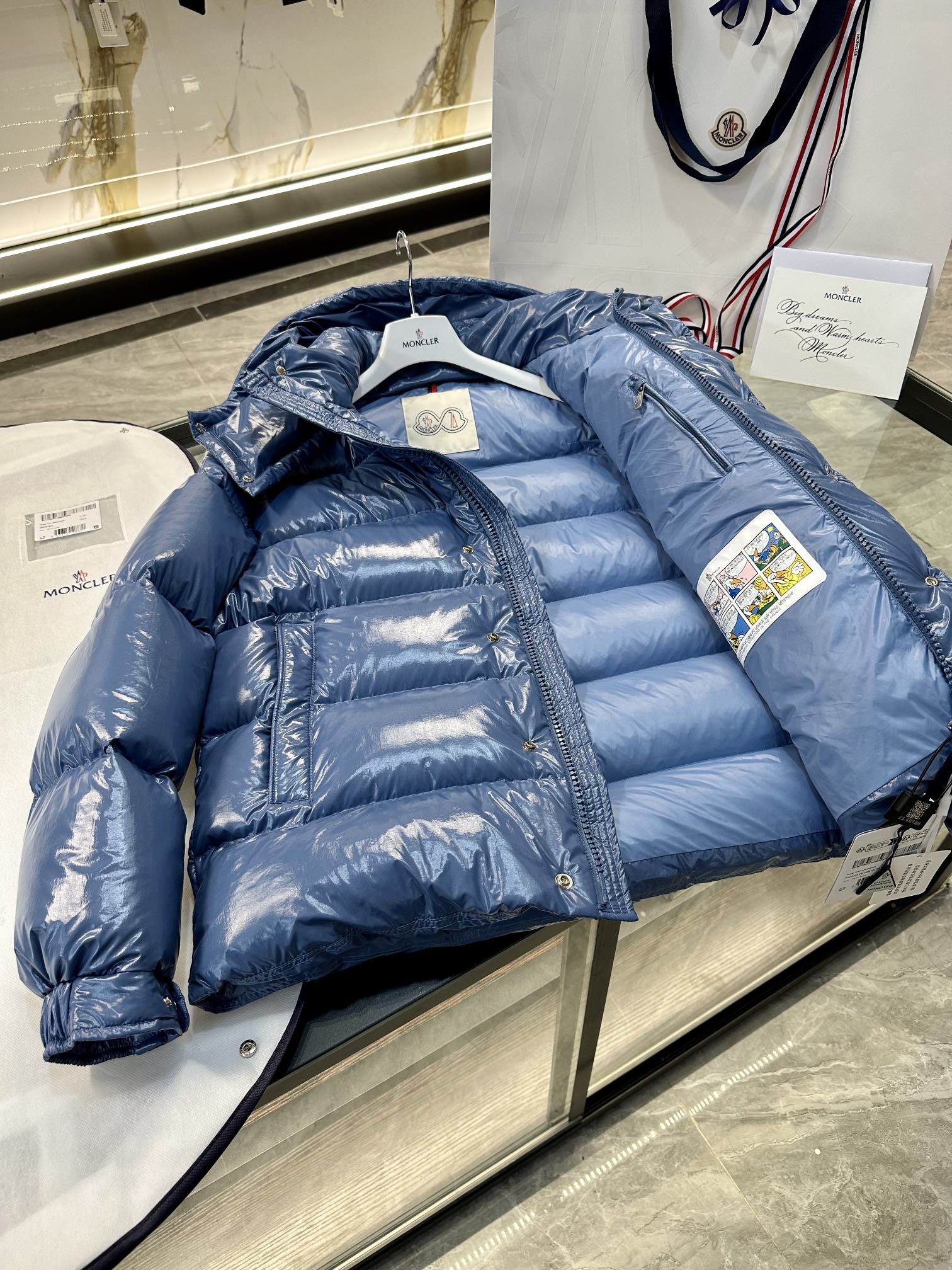 MONCLER 25S JACKET IN BLUE 028