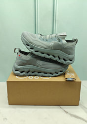 CLOUDTILT SNEAKER IN SAGE GREEN RECYCLED POLYESTER