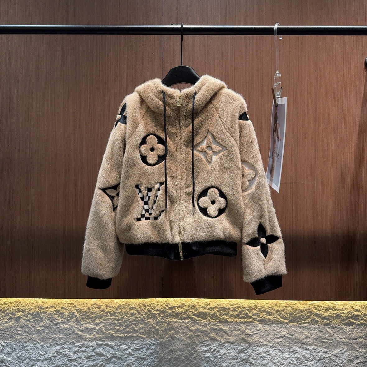 LV 25S VELVET HOODIE 0097