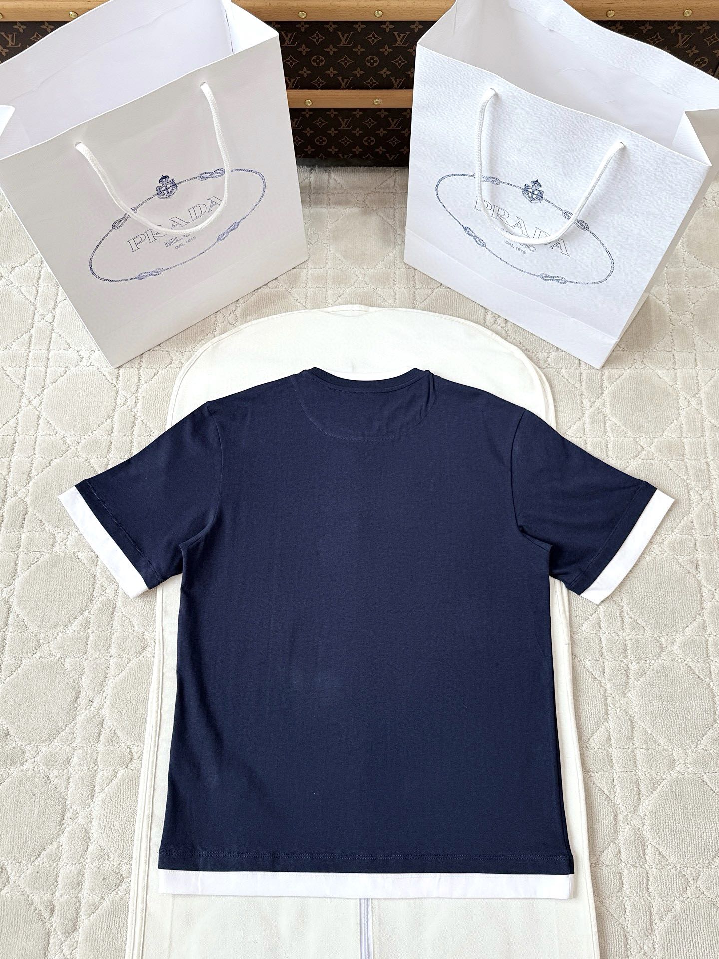 PRADA T-SHIRT STYLE 135