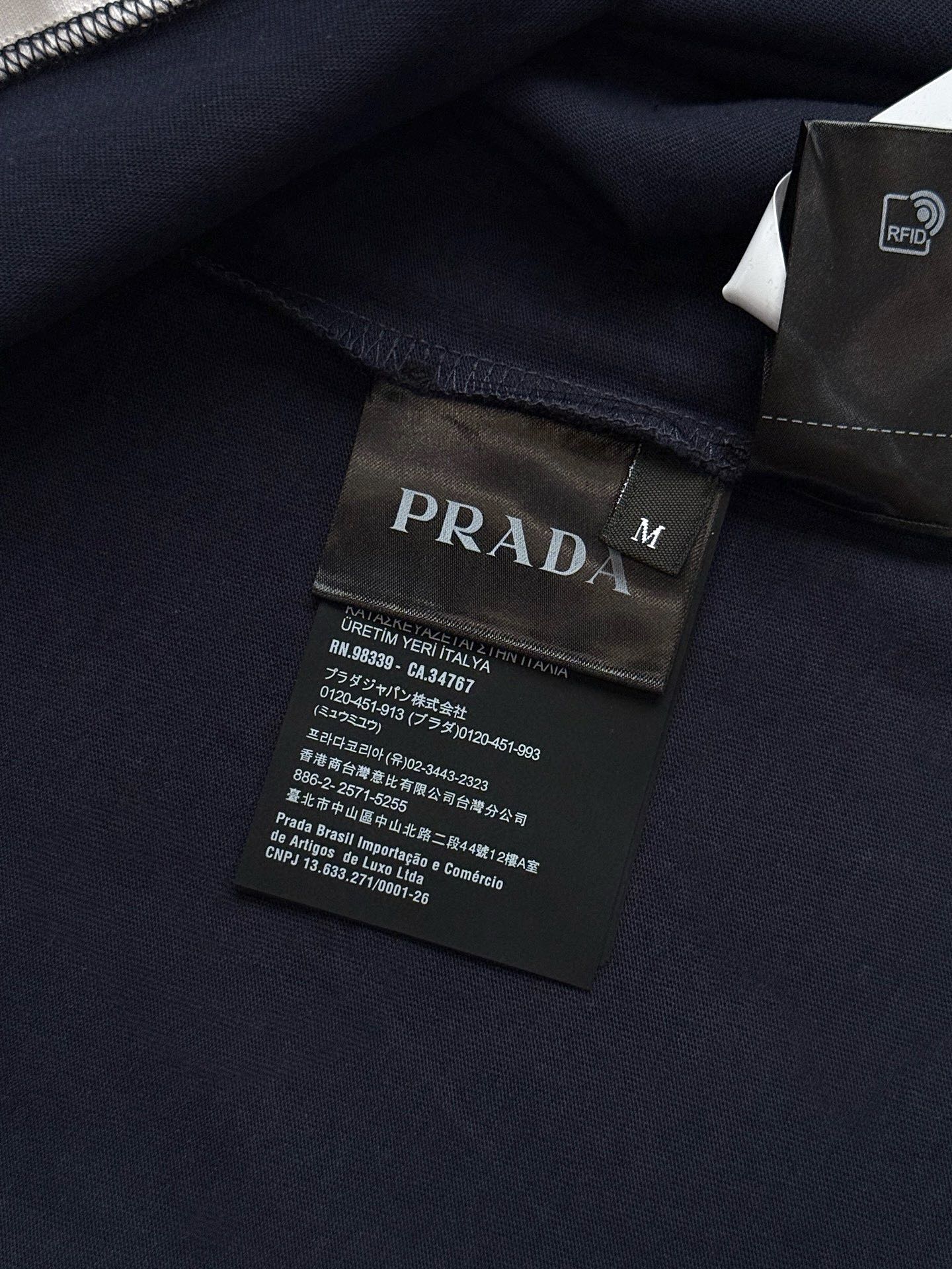 PRADA T-SHIRT STYLE 135
