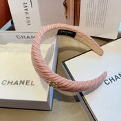 LIGHT PINK FABRIC HAIRBAND WITH GOLD LOGO 414436