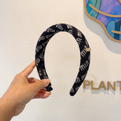 THICK HAIR BAND IN NAVY BLUE KINITTED FABRIC 420636