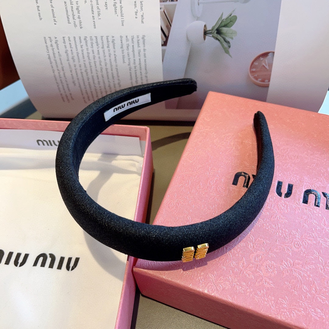 THICK HEADBAND IN BLACK DENIM GOLD LOGO 425463