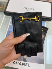 FINGERLESS GLOVES WITH HORSEBIT IN BLACK LAMBSKIN 463853