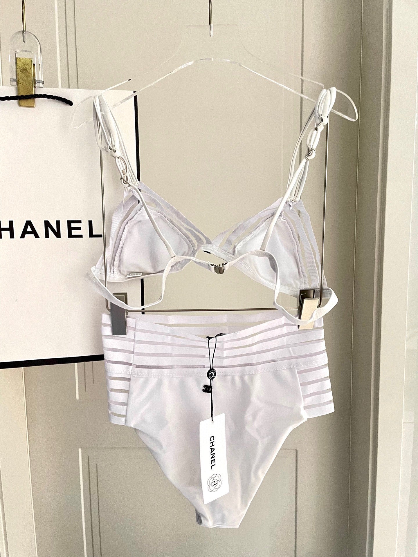 CC BIKINI SWIMSUIT SET IN WHITE 608920