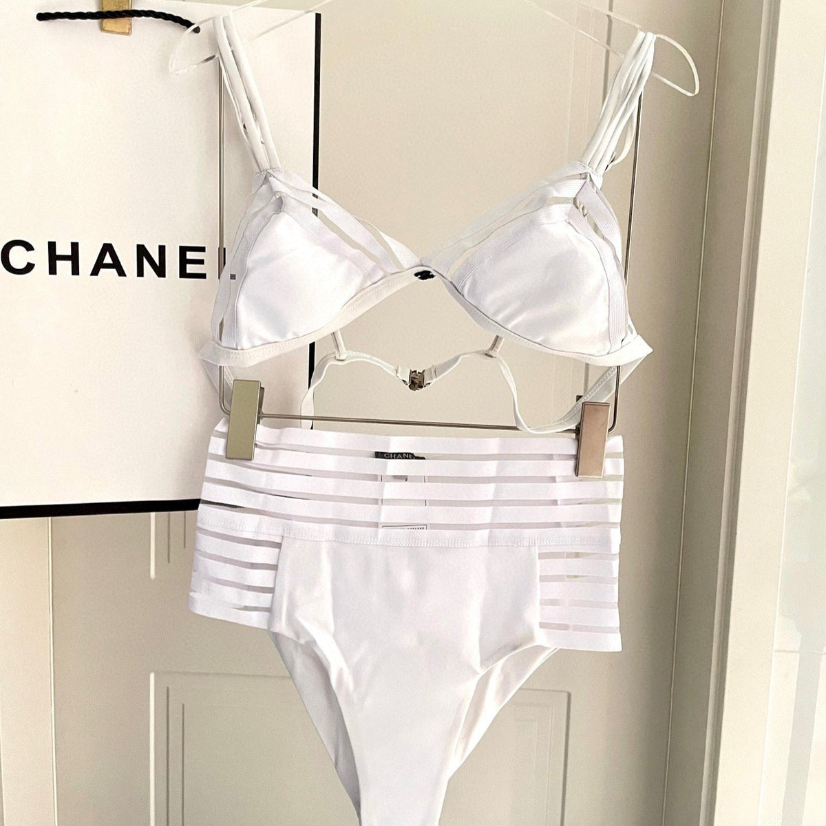 CC BIKINI SWIMSUIT SET IN WHITE 608920