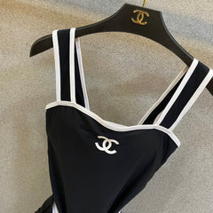CC BIKINI SWIMSUIT SET IN BLACK AND WHITE TRIM WHITE WAIST TIE DETAIL 613721