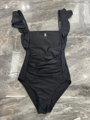 CC BIKINI SWIMSUIT SET IN BLACK ATTACHED WITH GOLD METAL LOGO 615196