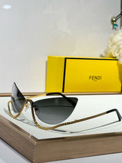 CRYSTAL STUDDED CAT-EYE FRAME SUNGLASSES FE40158 IN METAL