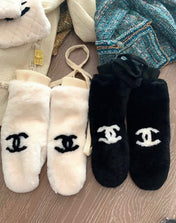 GLOVES IN BLACK RABBIT FUR AND LAMBSKIN 456405