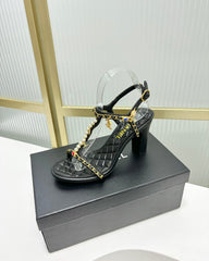 HIGH HEELS PEARL CHAIN IN BLACK COWHIDE