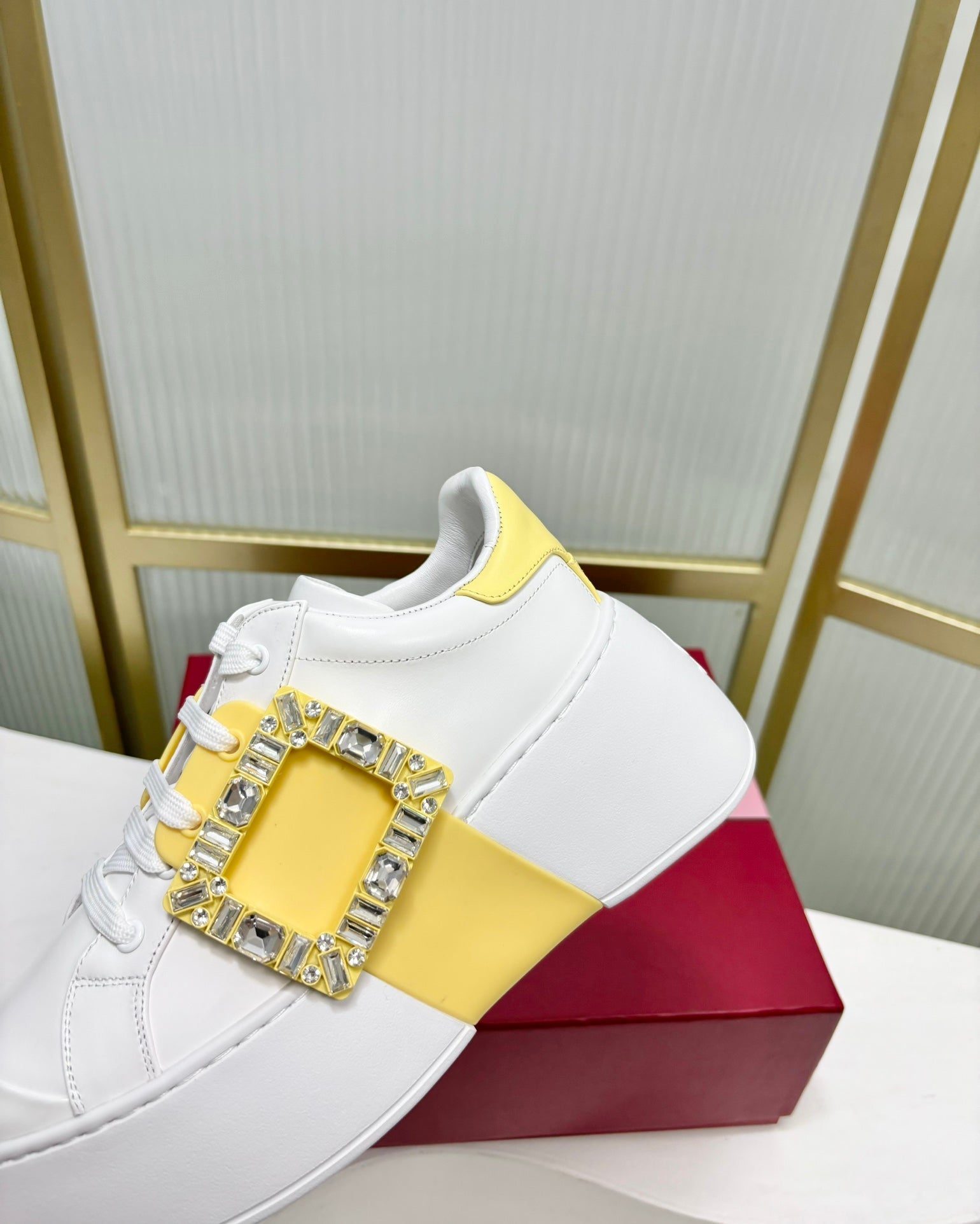 VIV' SKATE SNEAKERS IN WHITE CALFSKIN YELLOW GLITTER STRAP AND CRYSTAL BUCKLE