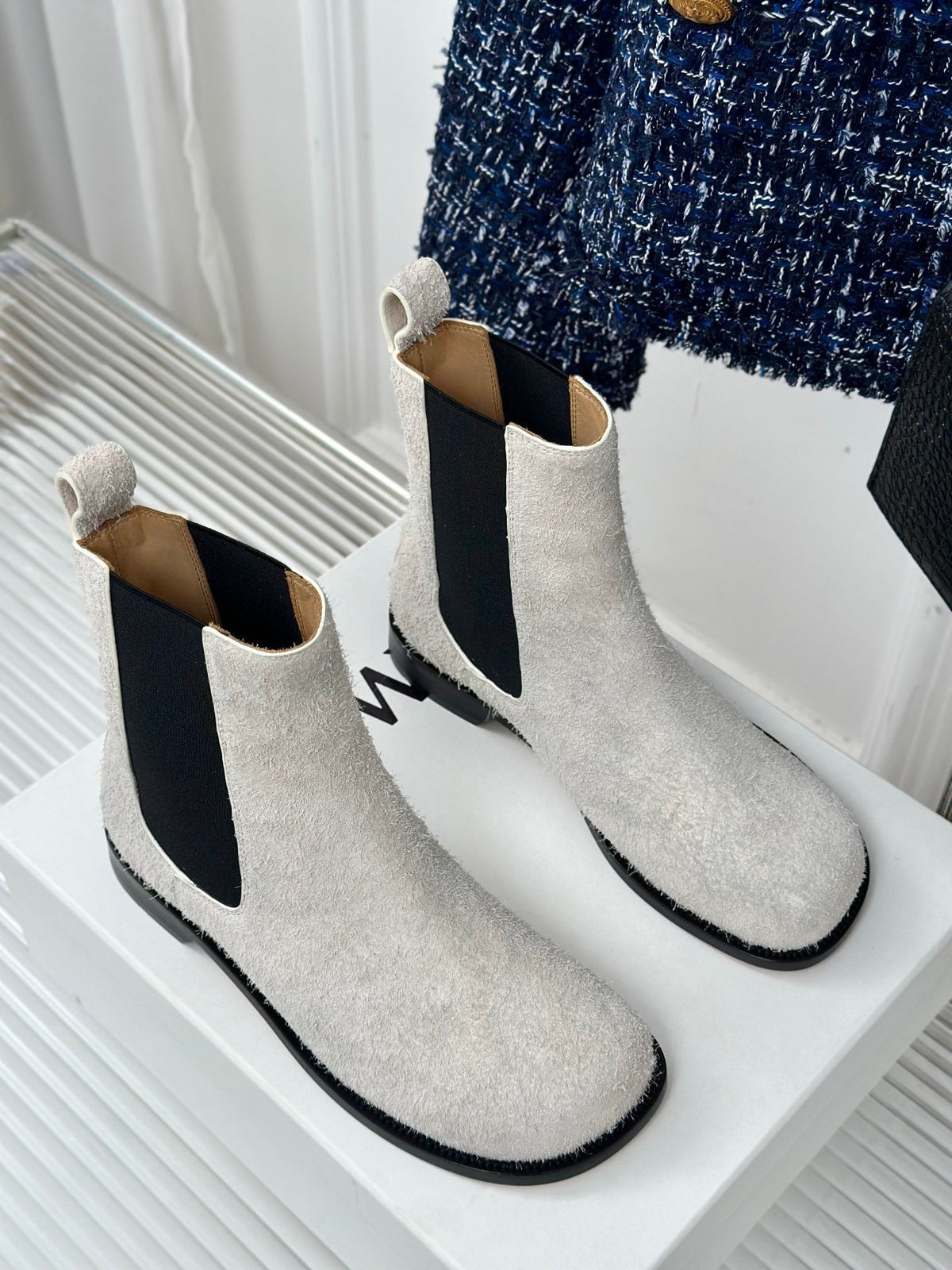 LW CAMPO CHELSEA BOOT WHITE BRUSHED SUEDE