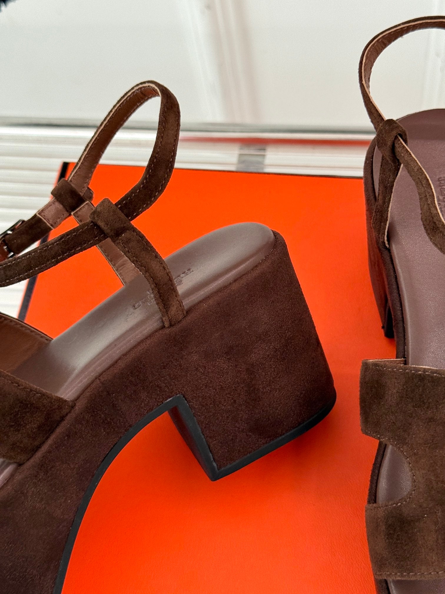 HM 25S JAM 30 HIGH-HEEL SANDAL IN DARK BROWN SUEDE