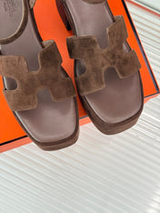 HM 25S JAM 30 HIGH-HEEL SANDAL IN DARK BROWN SUEDE