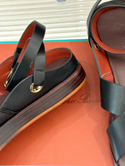 SANDALS THICK SOLE CROSS STRAP IN WHITE AND BROWN CALFSKIN