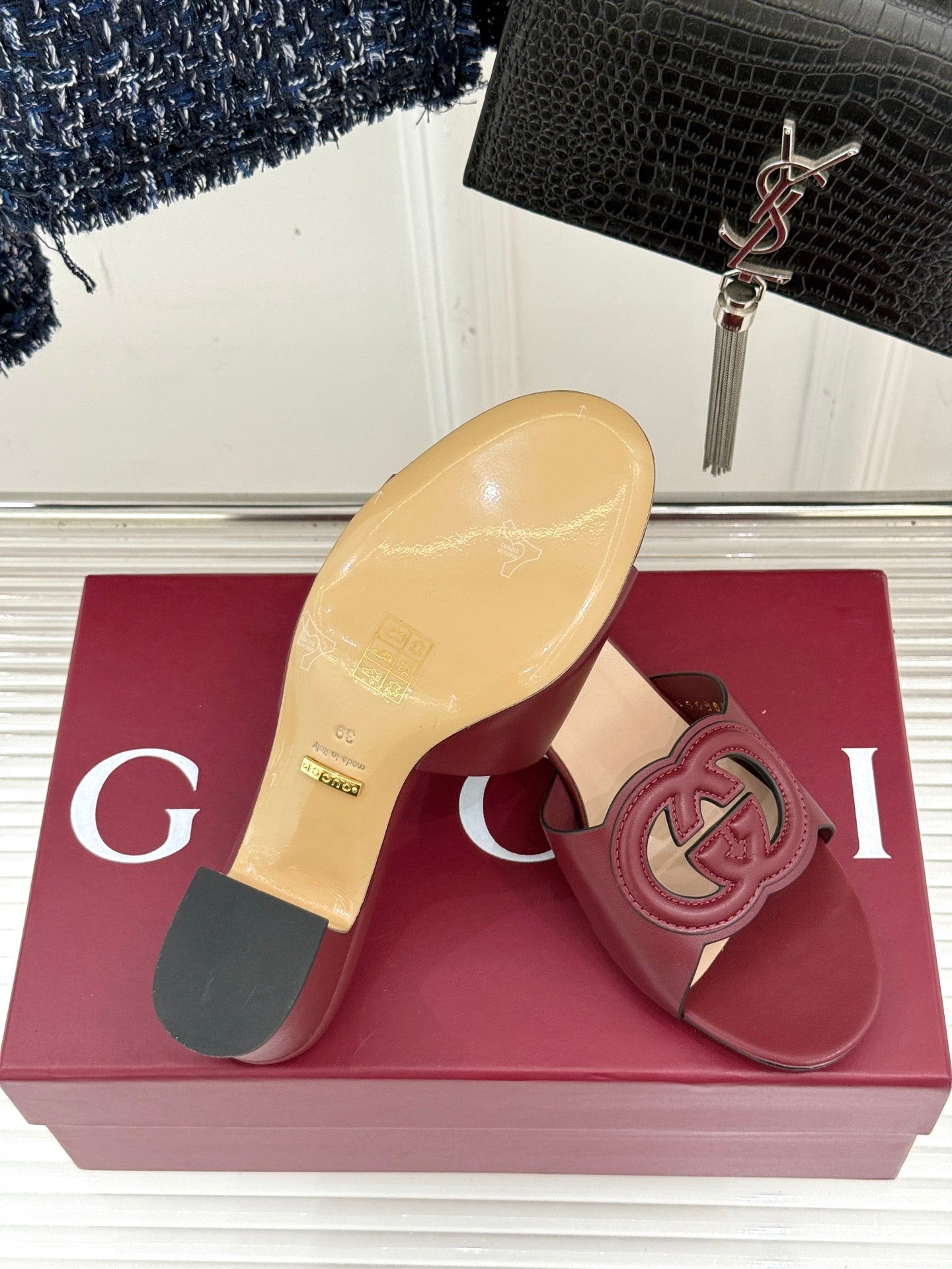 MID-HEEL MULE IN RED CALFSKIN