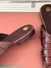 LP SANDALS 25S IN MAHOGANY RED LAMBSKIN SNAKE EMBOSSING