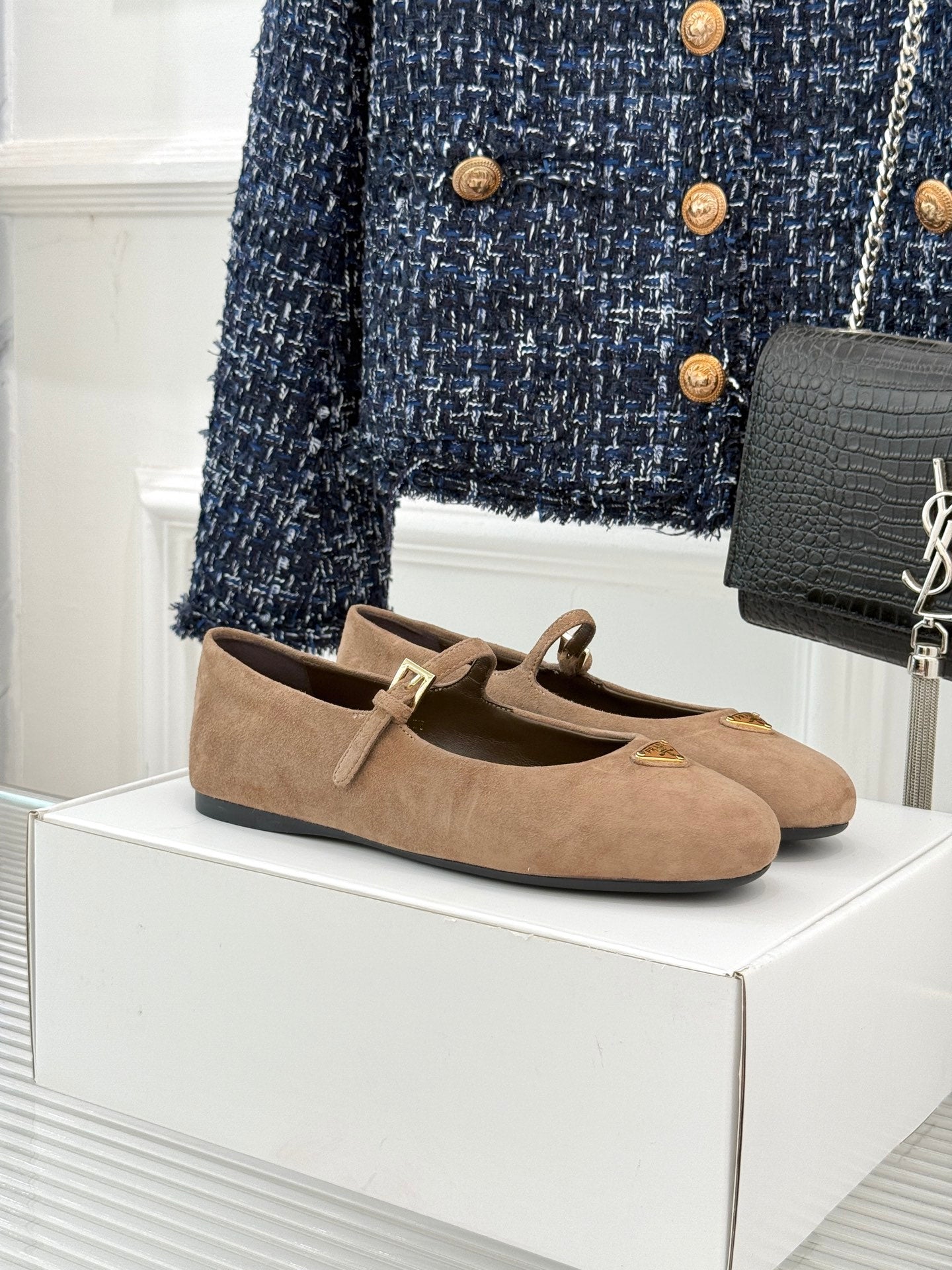 PRADA 25S SOFT PADDED BALLERINAS IN BROWN SUEDE