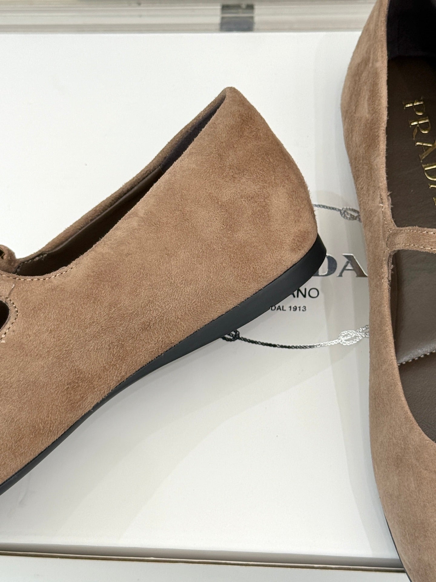 PRADA 25S SOFT PADDED BALLERINAS IN BROWN SUEDE