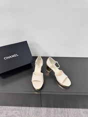BLOCK HEEL SANDALS WHITE SHEEPSKIN