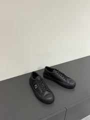 FF TRAINER SNEAKER IN BLACK CALFSKIN