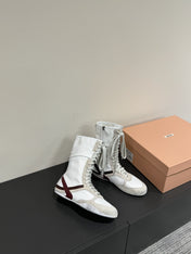 LACE-UP BOOTS IN BEIGE SUEDE AND WHITE MESH