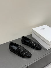 TRIOMPHE LOAFERS IN BLACK PATENT CALFSKIN
