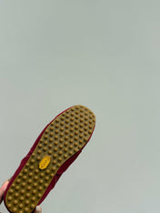 LACE-UP SNEAKER IN RED SUEDE