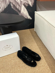 PRADA 26S SHEARLING BALLET FLATS IN BLACK