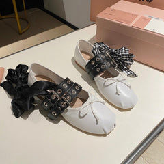 BALLET FLAT SHOES WHITE LAMBSKIN WITH UNIQUE BLACK STRAPS