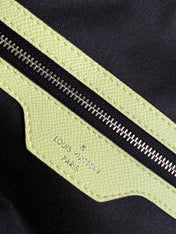 LV 25S KEEPALL BANDOULIÈRE 45 IN LIGHT OLIVE GREEN CALFSKIN SILVER HARDWARE