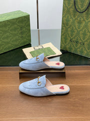 HORSEBIT MULE IN LIGHT BLUE SUEDE WITH GOLD HARDWARE