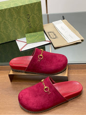 GG HORSEBIT MULE IN RED PINK EMBOSSED SUEDE AND SHEEPSKIN LINING