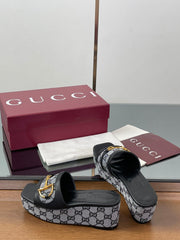 HIGH 6.3 CM WEDGE SANDALS IN BLACK CALFSKIN AND FABRIC