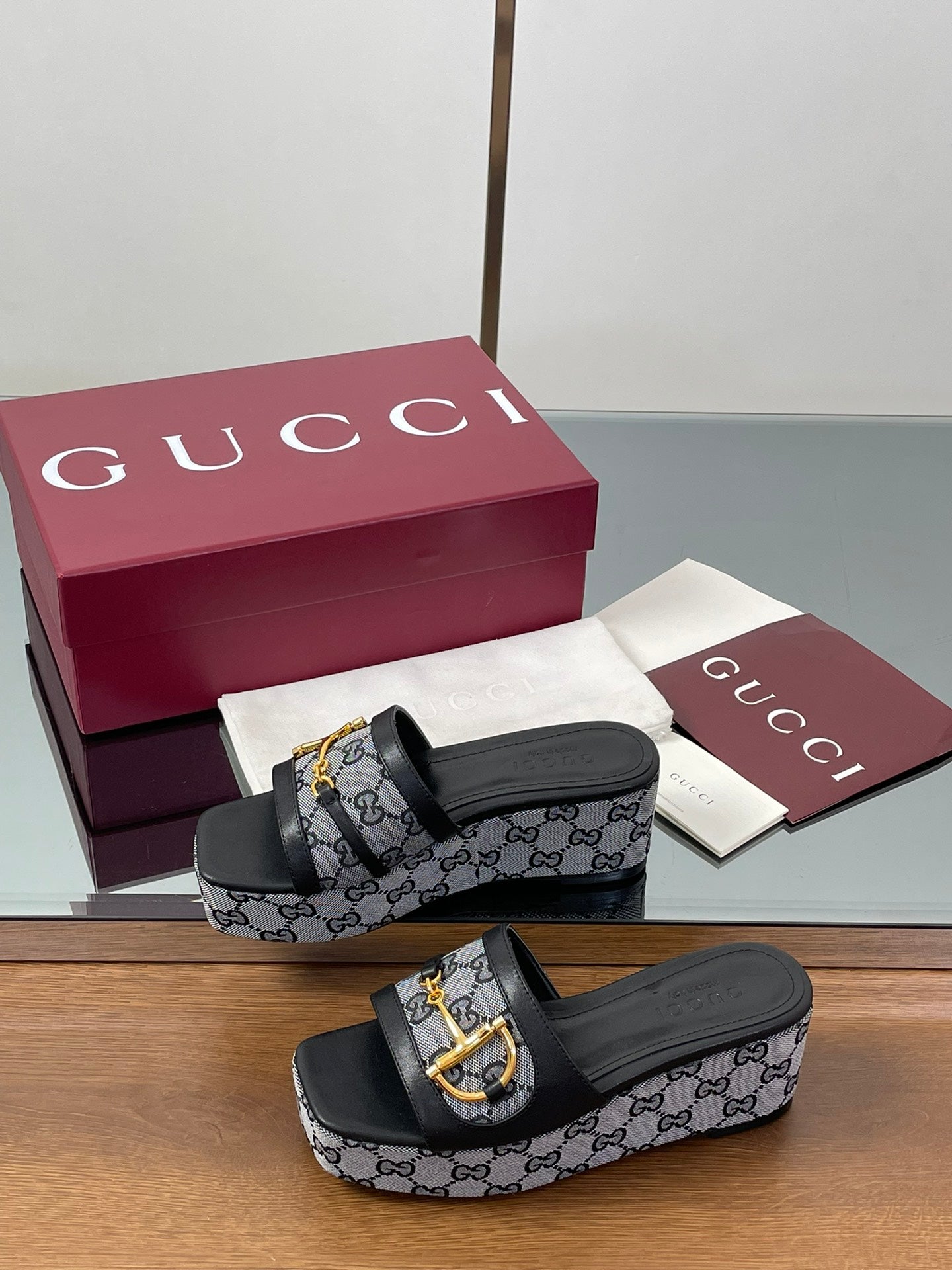 HIGH 6.3 CM WEDGE SANDALS IN BLACK CALFSKIN AND FABRIC