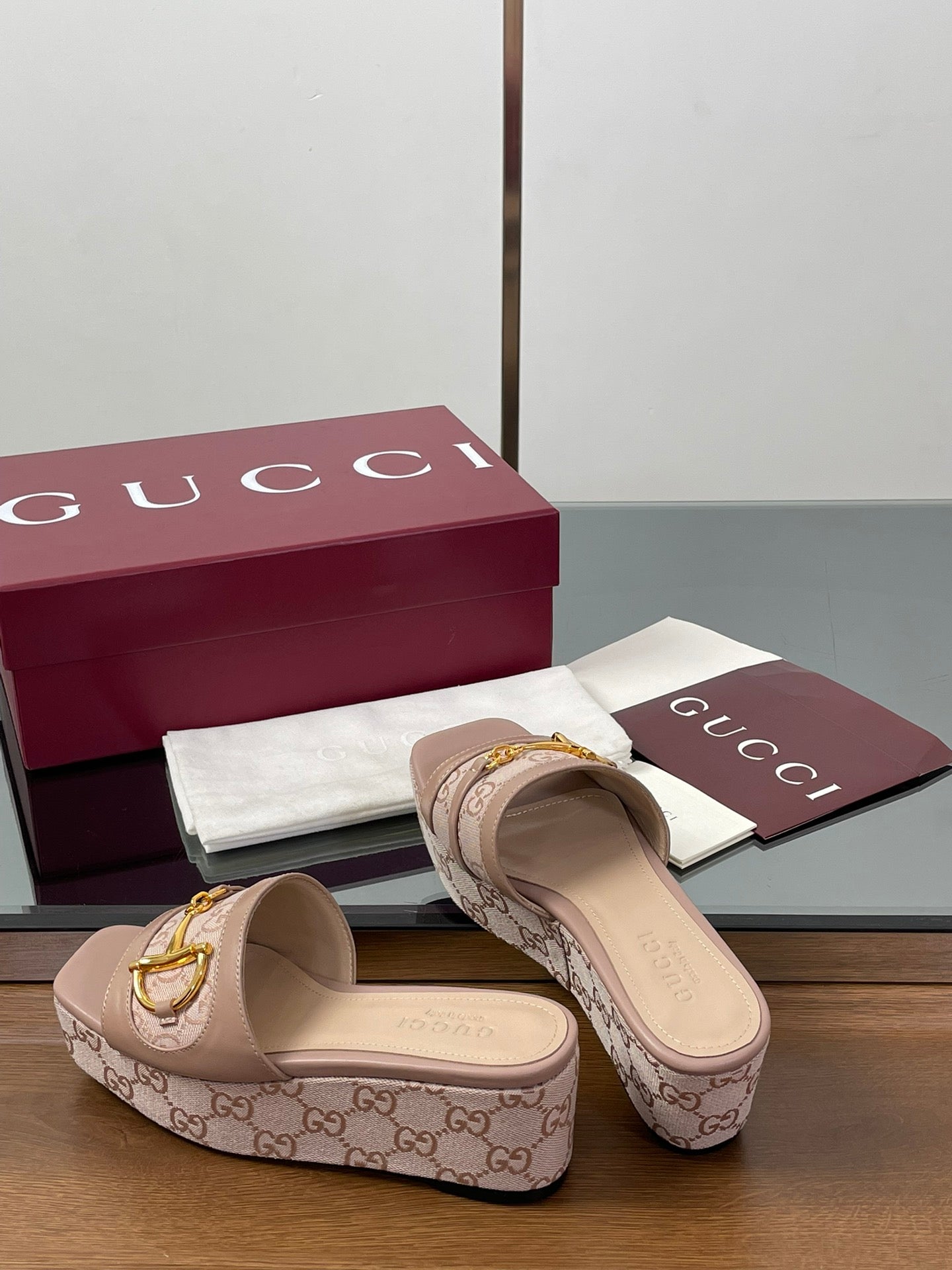 HIGH 6.3 CM WEDGE SANDALS IN DUSTY PINK CALFSKIN AND FABRIC