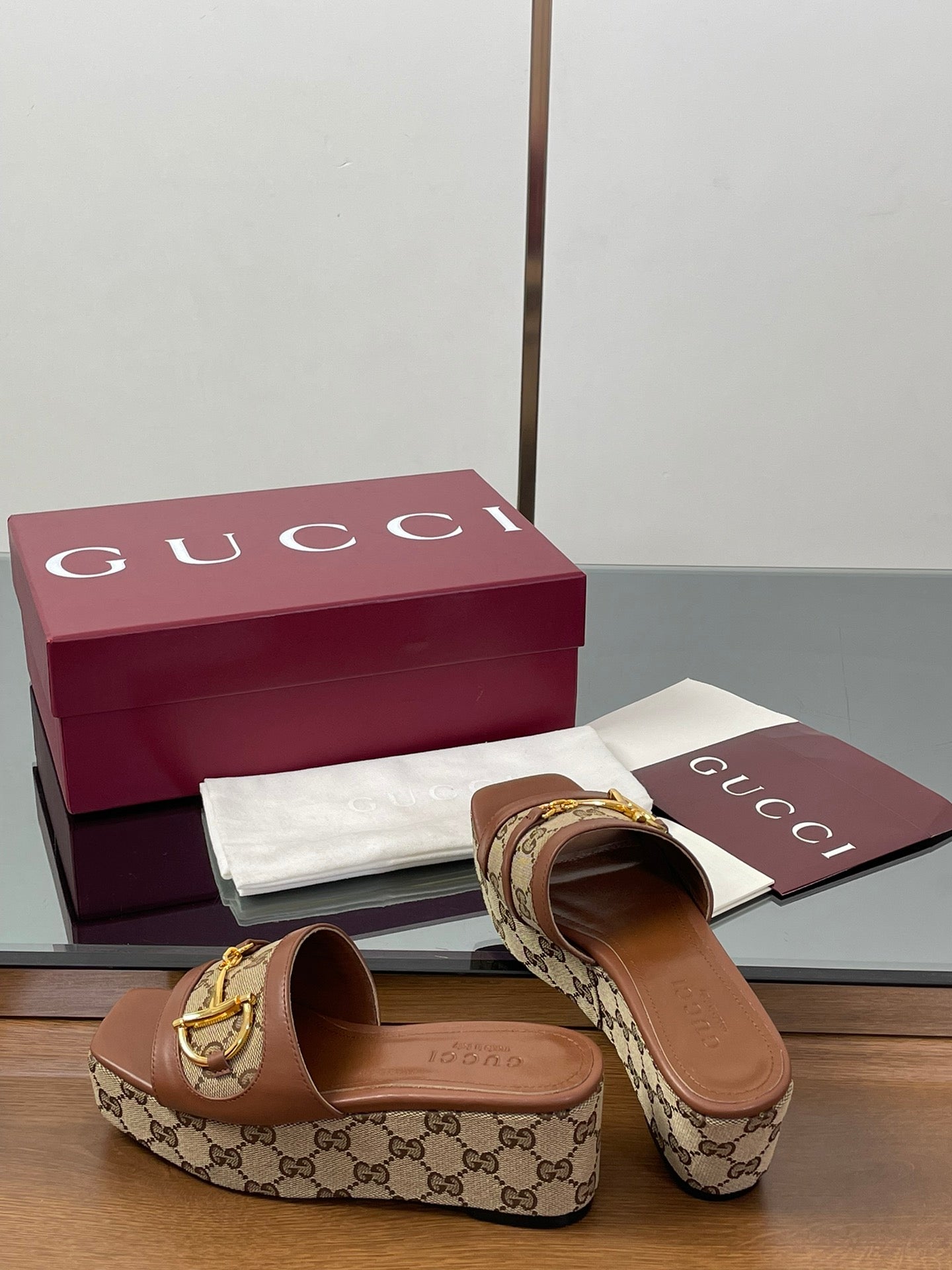 HIGH 6.3 CM WEDGE SANDALS IN BROWN CALFSKIN AND FABRIC