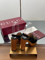 HIGH HEEL SANDALS 13 CM IN BLACK CALFSKIN MIX SUEDUE GOLD HARDWARE