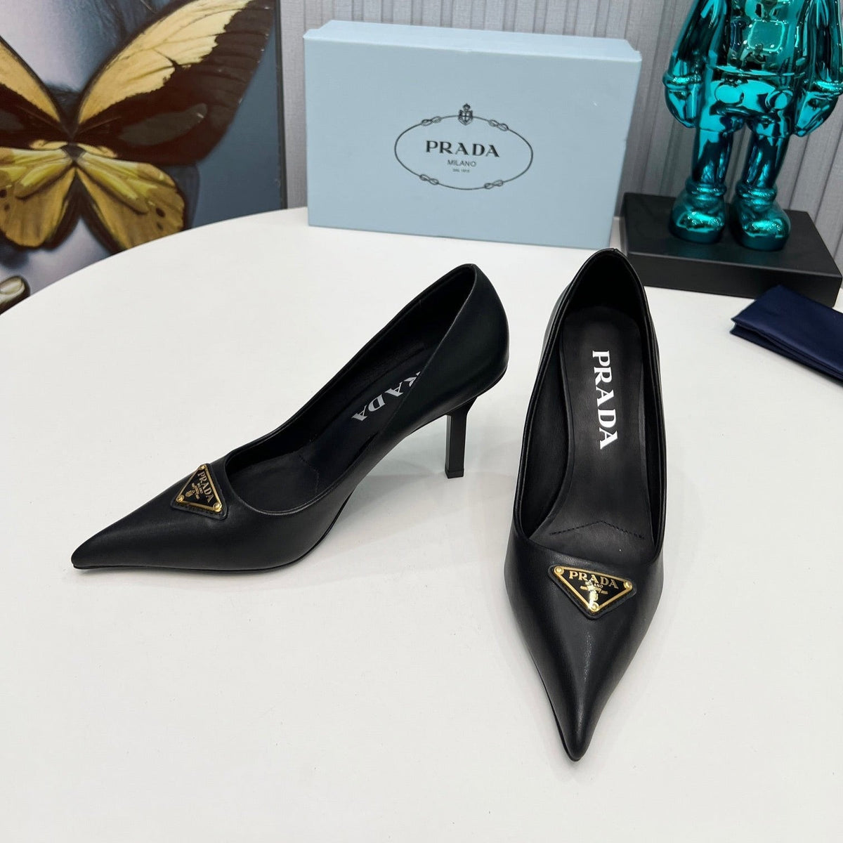 HIGH-HEEL PUMPS IN BLACK SHEEPSKIN