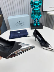 HIGH POINTED-TOE PUMPS IN BLACK MIX SILVER SATIN