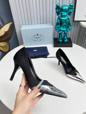 HIGH POINTED-TOE PUMPS IN BLACK MIX SILVER SATIN