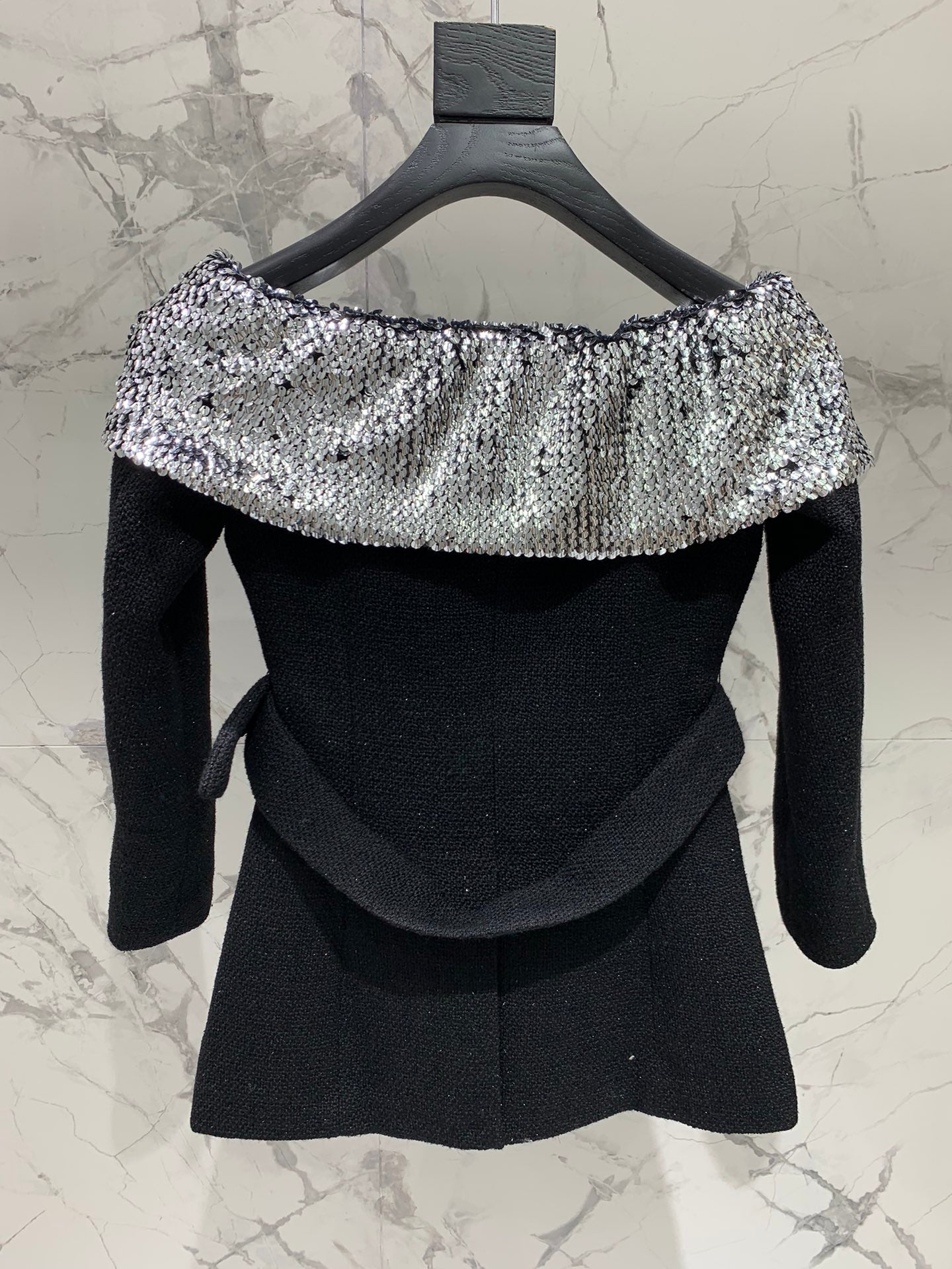 YSL 25S OFF-SHOULDER SEQUIN JACKET STYLE 185