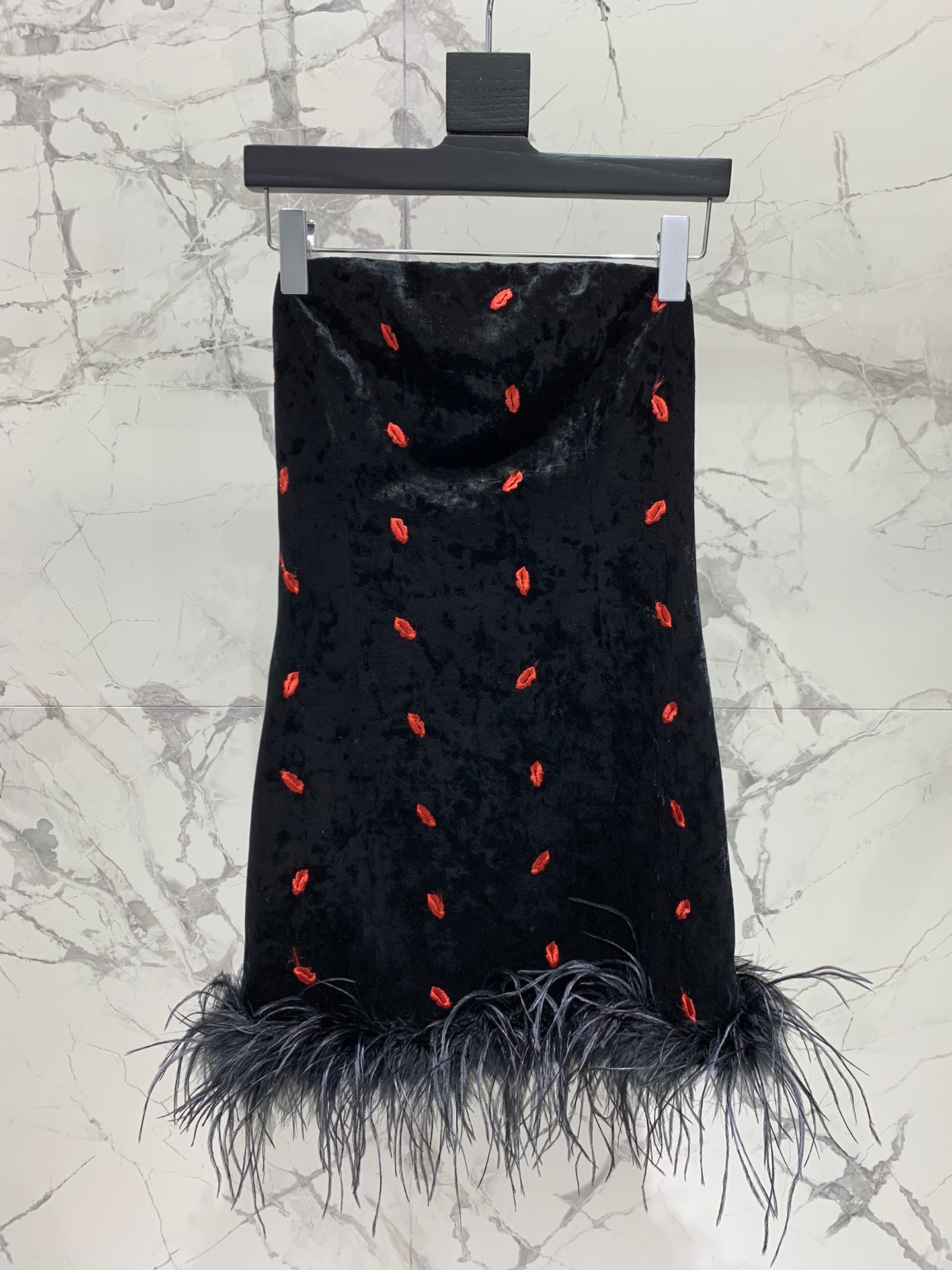 YSL 25S OFF-SHOULDER DRESS STYLE 160