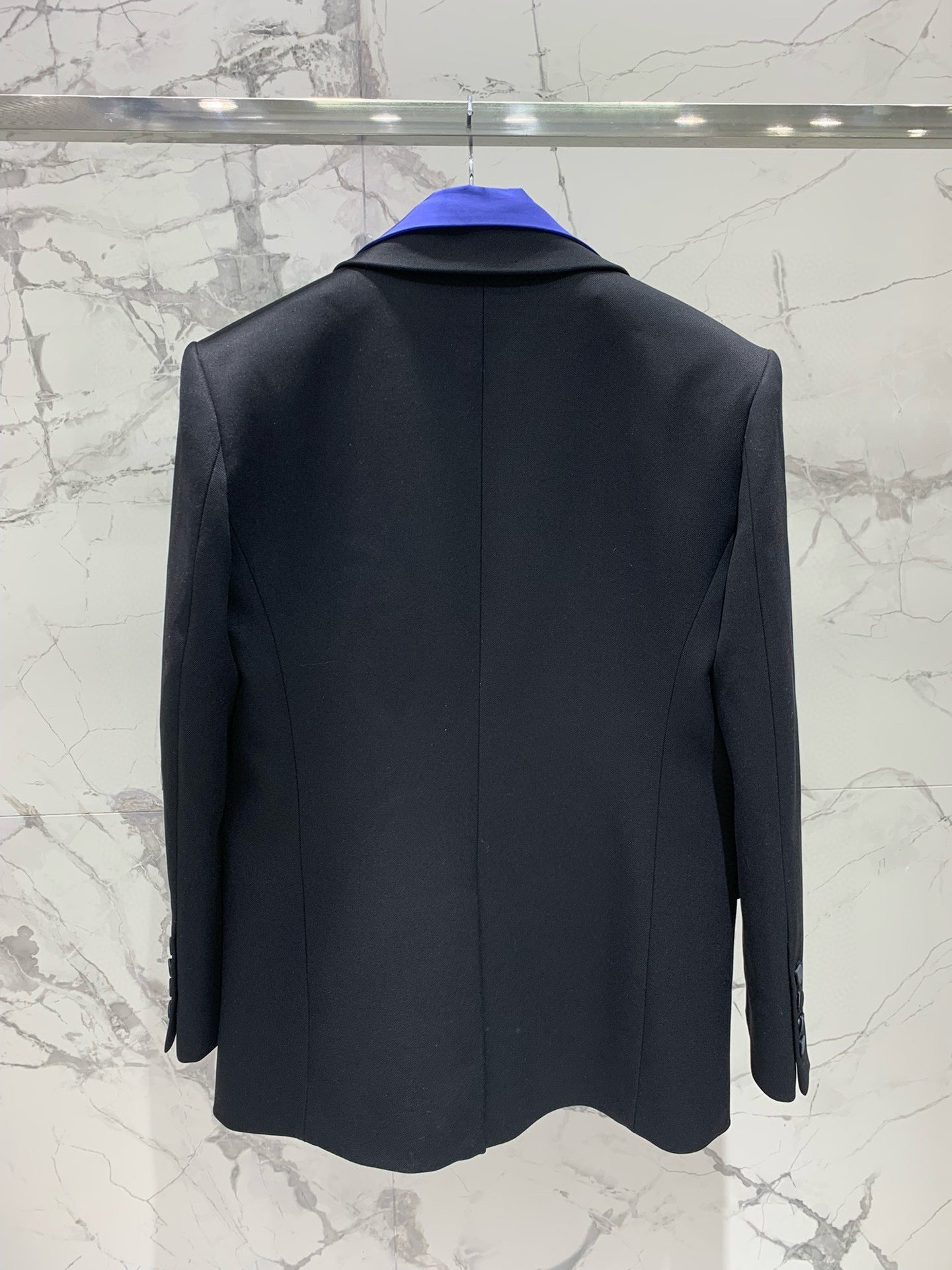 PRADA SHIRT-COLLAR BLAZER STYLE 23