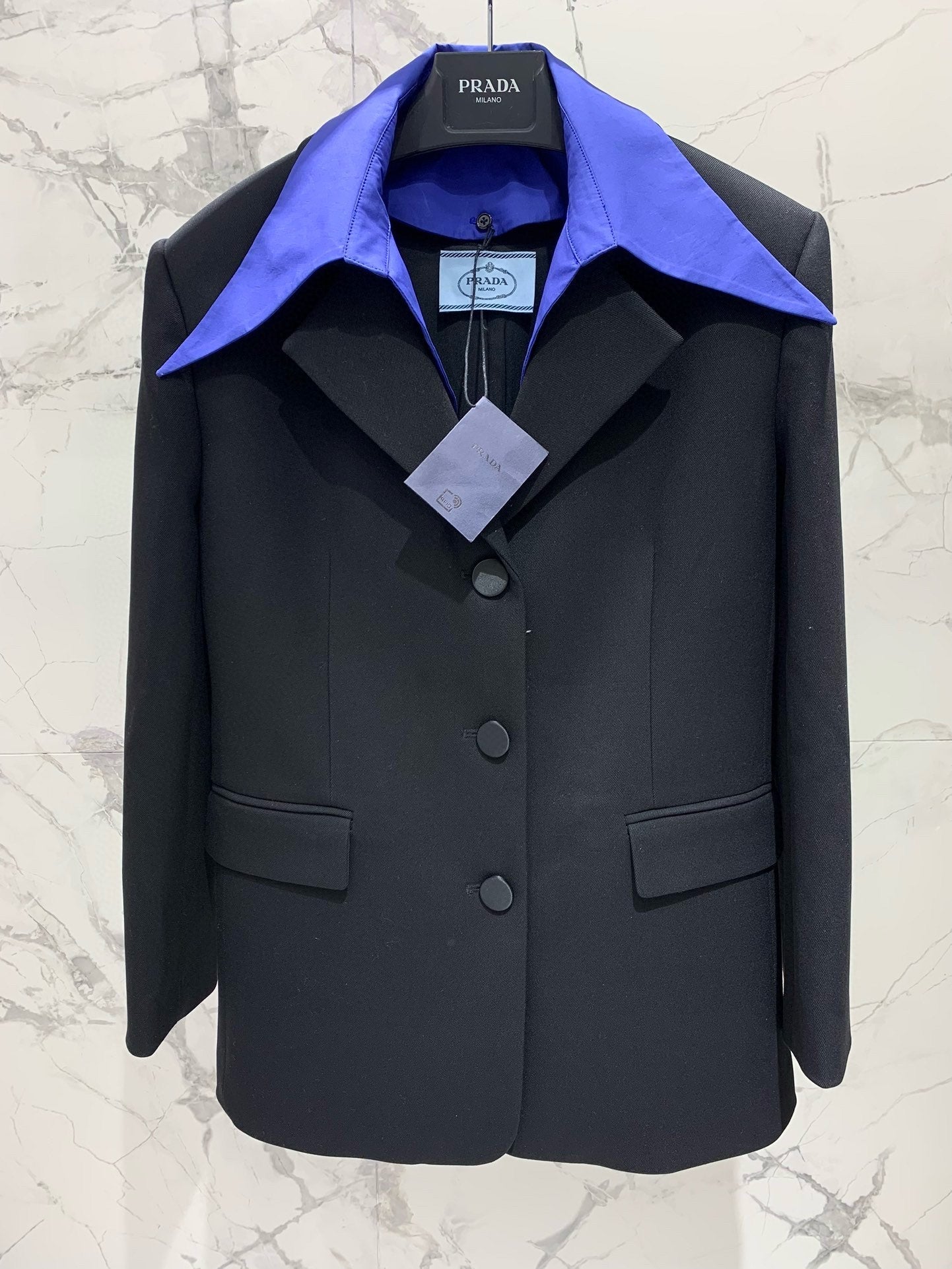 PRADA SHIRT-COLLAR BLAZER STYLE 23